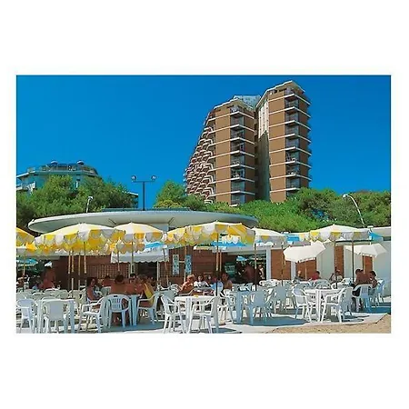 Condominio Cristallo アパート